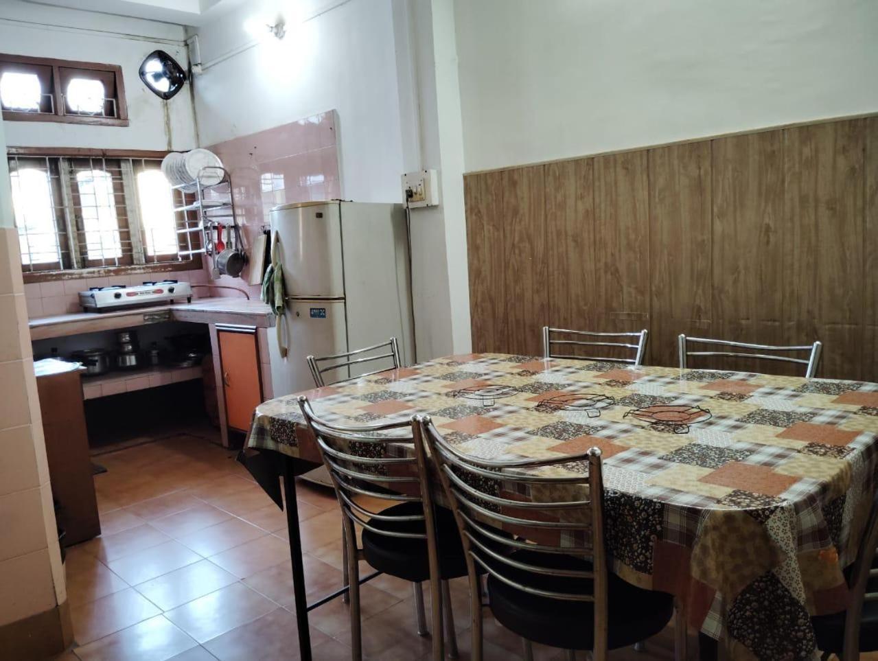 Amazing Homestay Guwahati Exterior foto